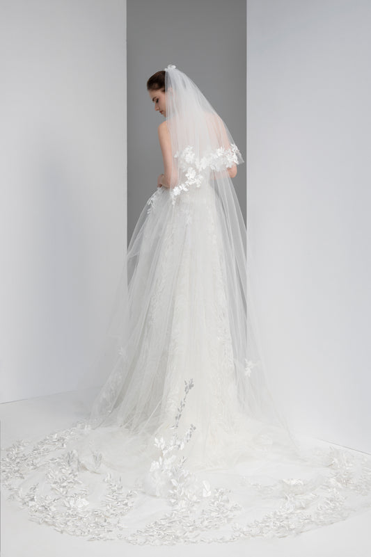 Majestic Cathedral Train Lace Wedding Gown