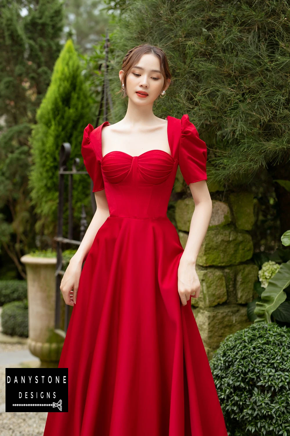 Side View Highlighting Waist Detail on Red Wedding Dress