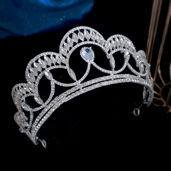 Princess Radiance: 6cm High Bridal Crown