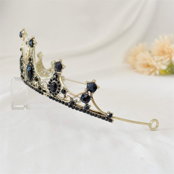 "Gothic Elegance: 5cm Black Stone Bridal Crown"