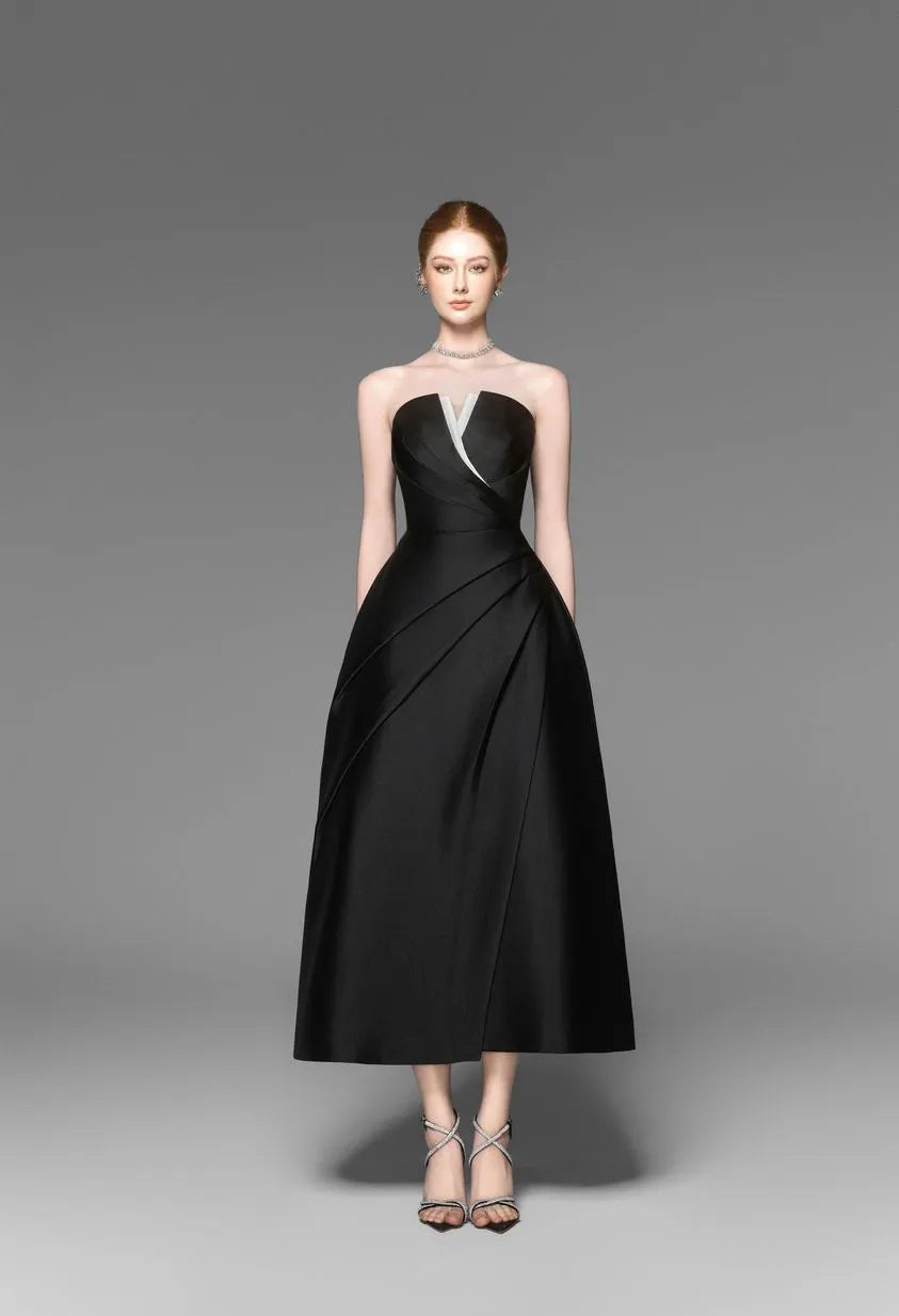 Luxurious black strapless pleated dress front view