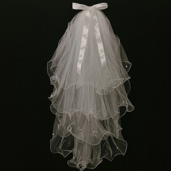 4-layer bridal veil with ruffled edges 